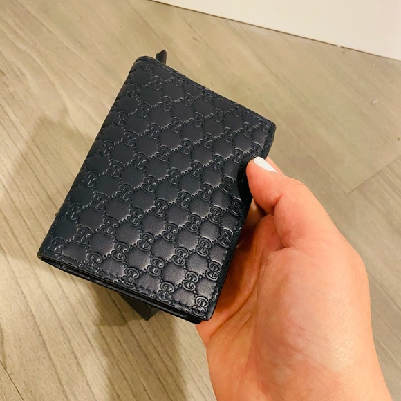 SOLD ⭐️Gucci credit card coin wallet - Picture 3 of 14